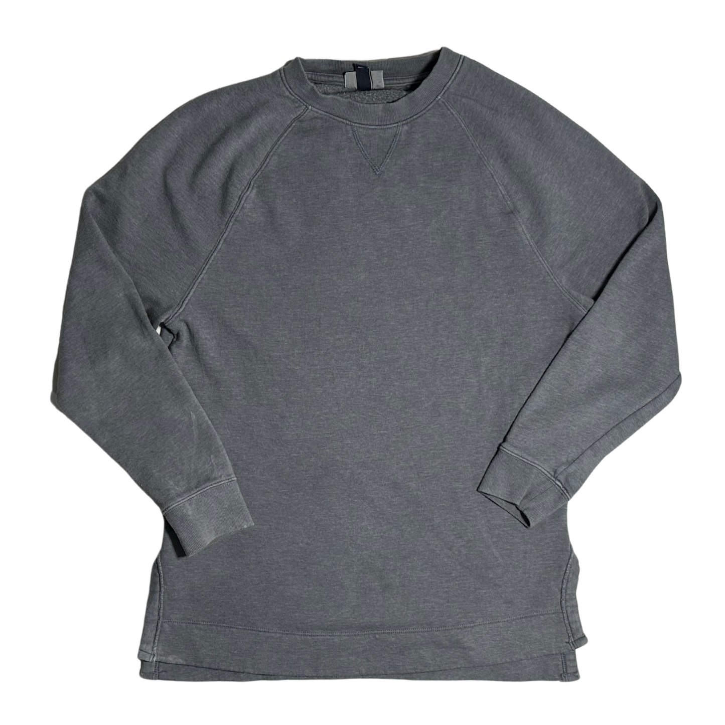 GREY MEDIUM CREWNECK