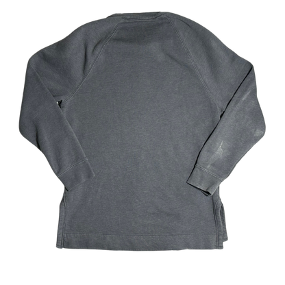 GREY MEDIUM CREWNECK