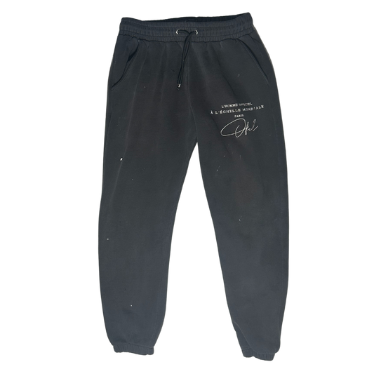 BLACK SWEATPANTS MEDIUM